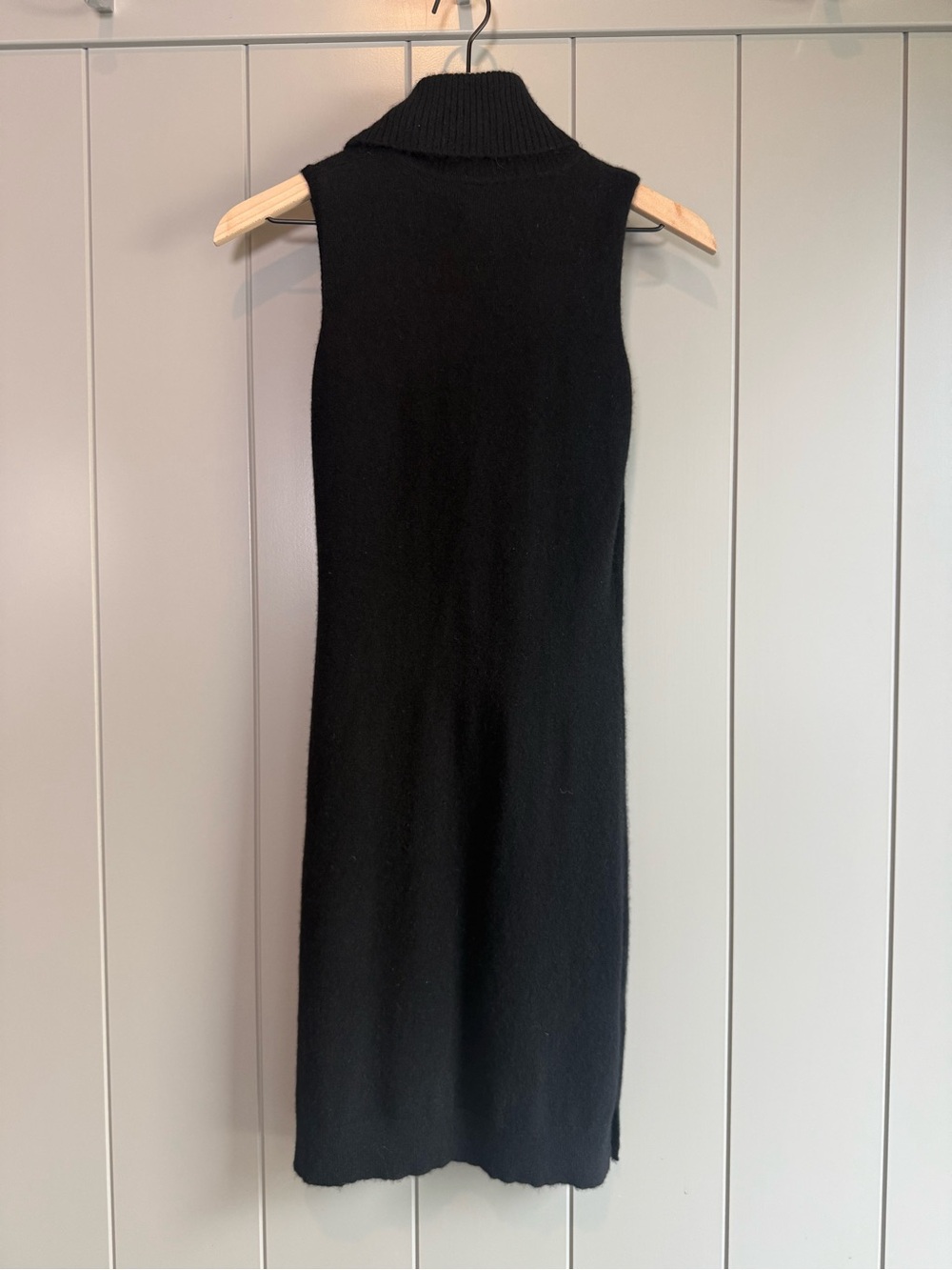 Hayden 100% Cashmere Sleeveless Turtleneck Sweater Dress Black XS - Picture 5 of 11